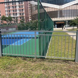 球場防護(hù)護(hù)欄
