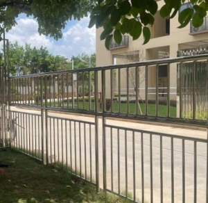 小區(qū)綠化圍欄